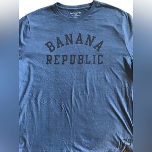 Banana Republic Heathered Blue Crewneck Tee
